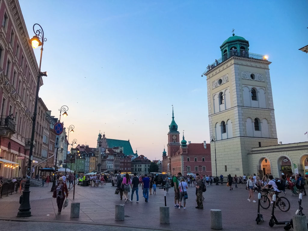 Is Warsaw a good place to live in? Full Guide